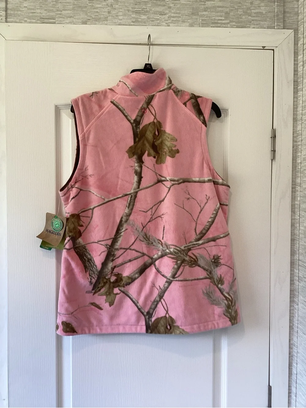 Magellan Outdoors reversible Pink Camo Fleece Vest XL BNWT